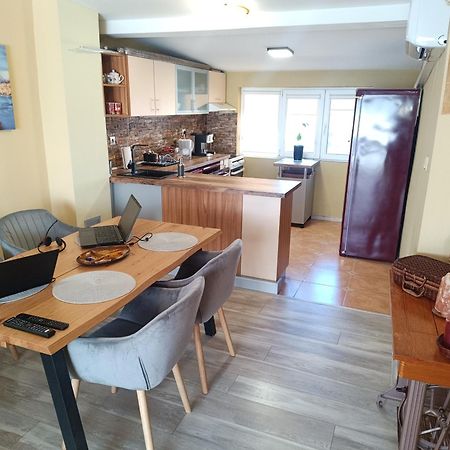 Arte Casa Apartment Burgas Luaran gambar